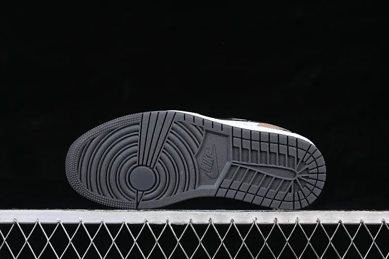 All categories Air Jordan Jordan series basketball shoes Air Jordan 1 Low Air Jordan 1 Low AJ1 Joe 1 Year of the Horse limited edition low-bang cultural casual sneakers 553558-152